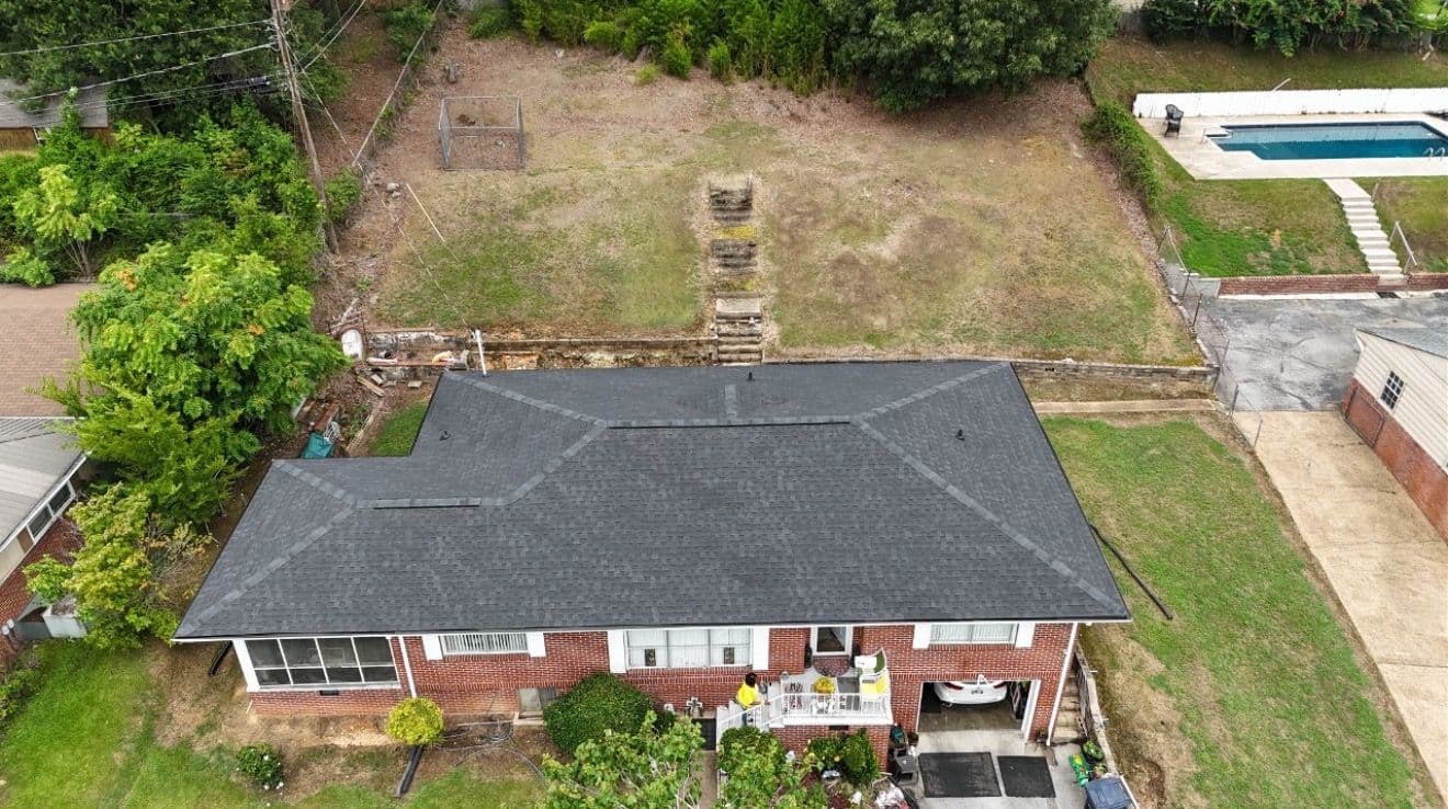 Chattanooga Elegance with Algae-Resistant Roof image